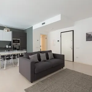 Appartamento Porta Nuova Bright And Roomy Flat, Milano
